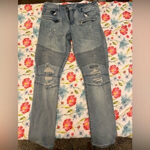 Skinny ripped jeans street wear